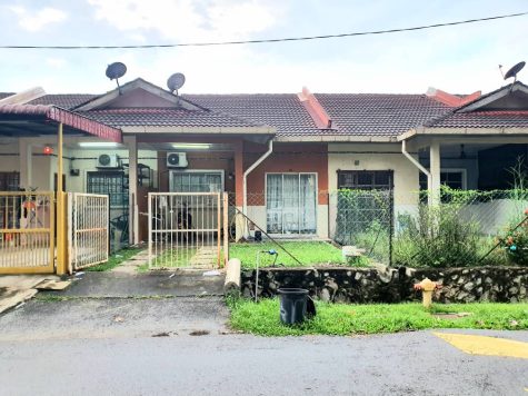 House Taman Keruing Rasa