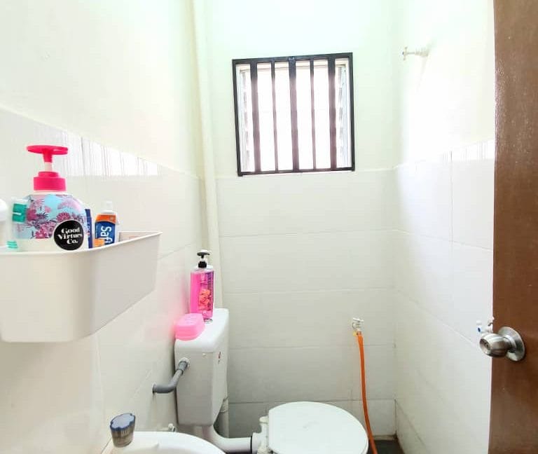 Taman Gadong Putra Labu Sendayan (7)