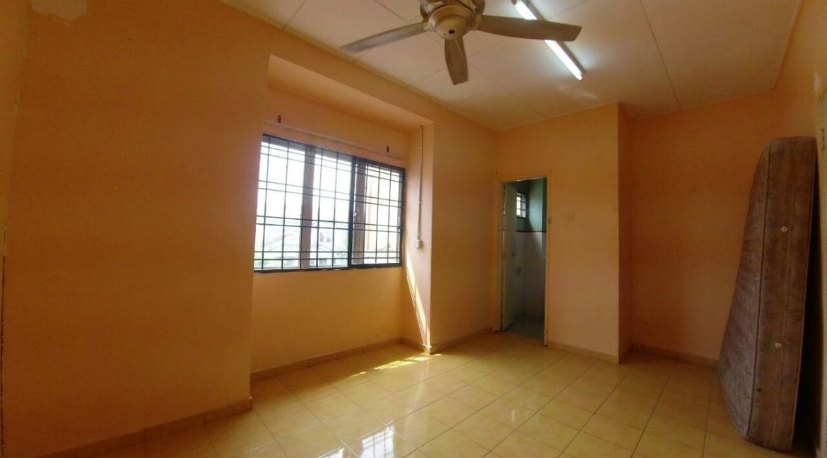 03d7c4cf-1134-4b41-9c59-a3c014bcd926