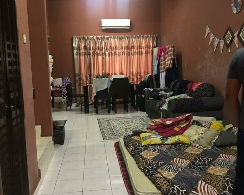 d5783162-6fb5-4baf-9ba3-8d0479883e79