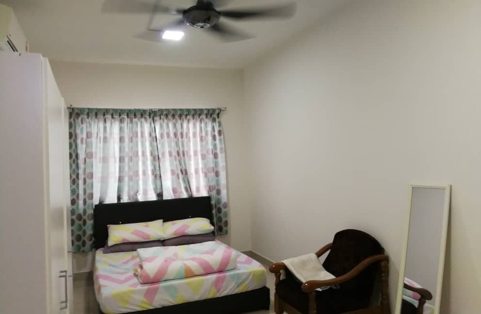 e3214574-9cfb-4bb9-b10d-f60d7e9cda43