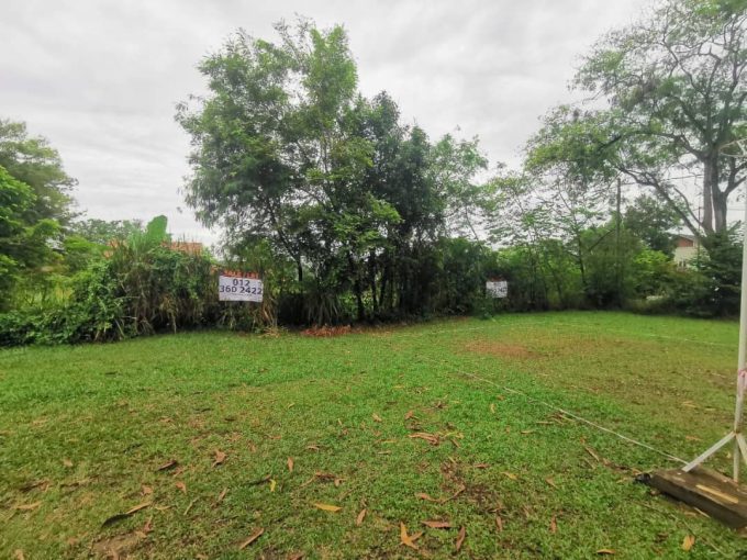Banglo lot Sungai Merab Taman Desa Utama