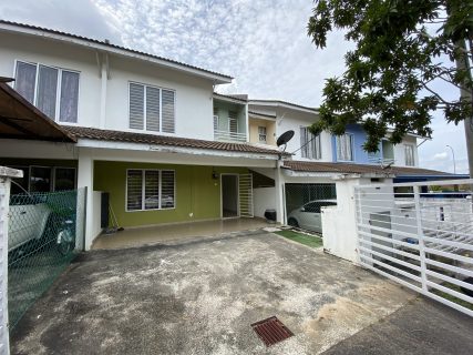 House Taman Ixora Sepang