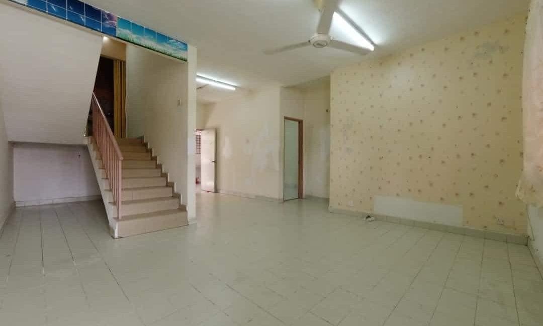 e3aeccc3-e762-4159-8675-cb4fec889b33