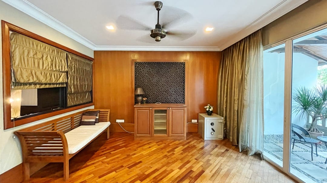 3dd173a0-c65f-47fd-a6b4-115c7f241a09