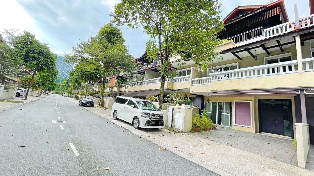 deb66125-52a3-4372-bd6d-90513b69667d