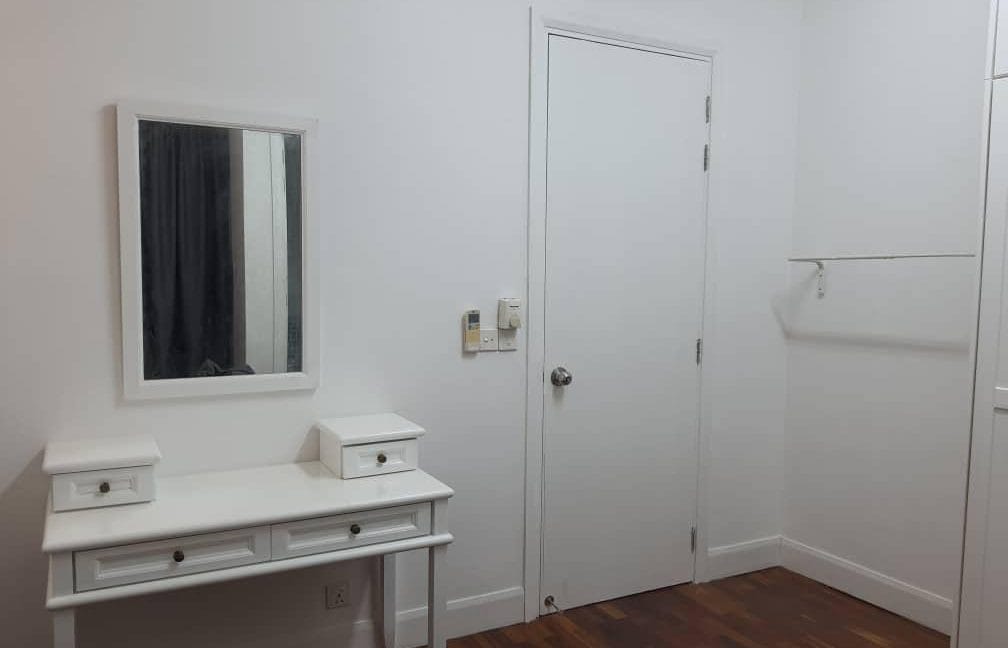 1affc47e-73b8-4adb-a9a8-942f01b42d20