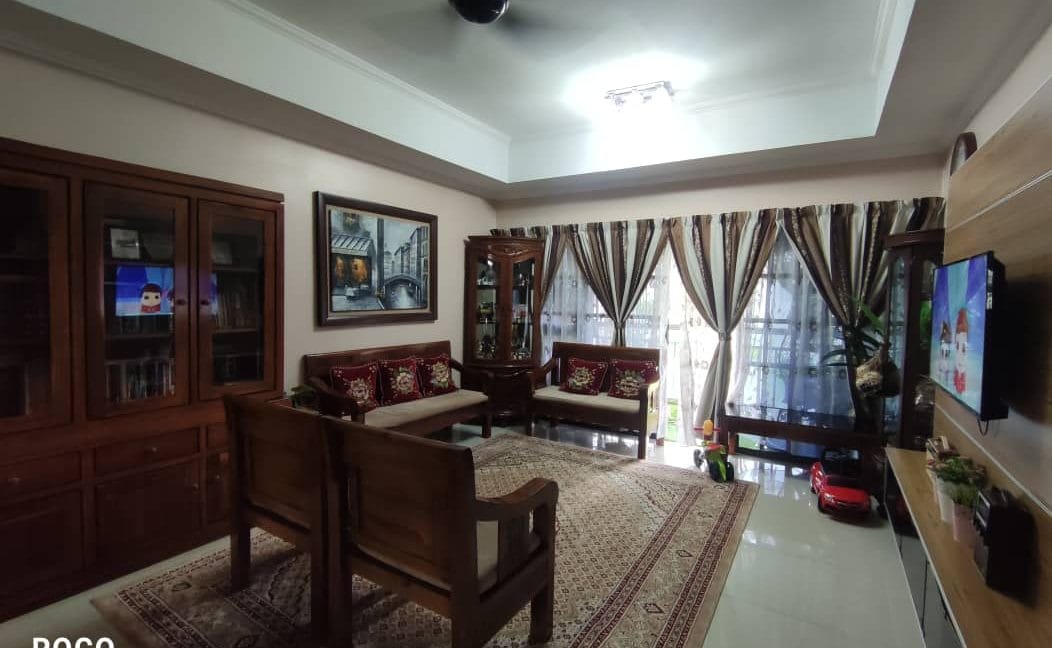 02bf3b72-dc1c-44a9-b595-edb928d6a55b