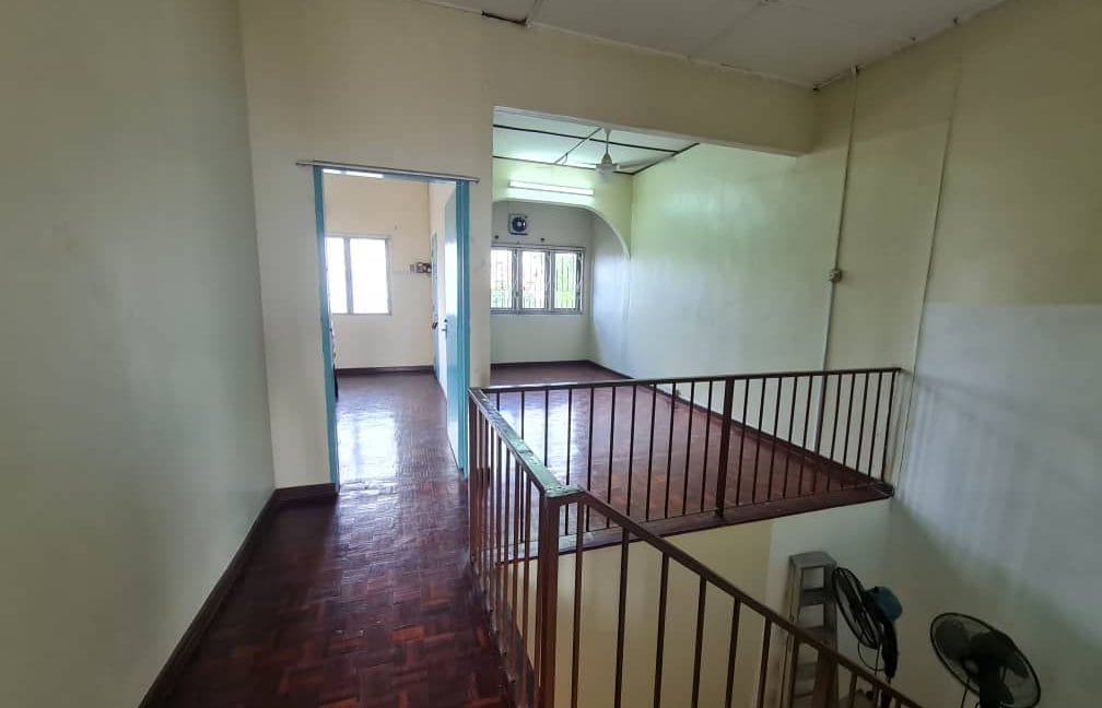 6d813101-c7c1-4f5a-bb14-3d8142d32812