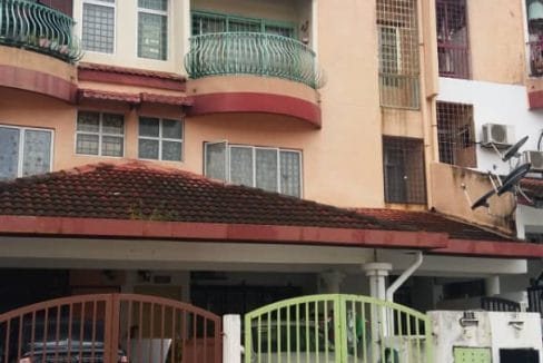 Townhouse Taman Lagenda Mas Cheras