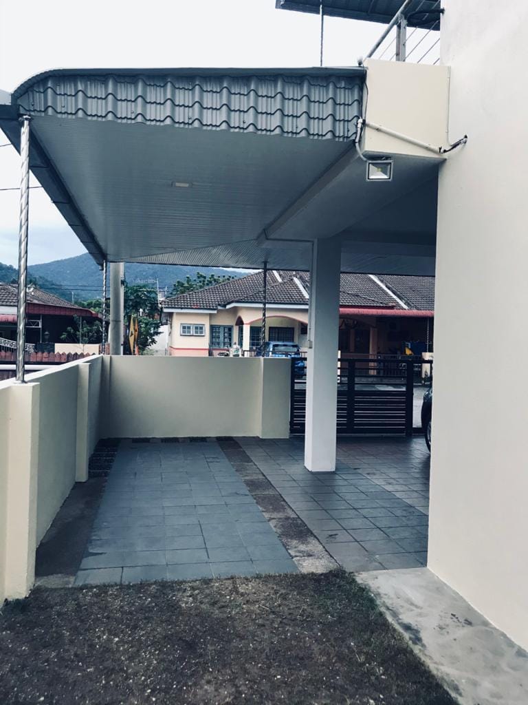 House Halaman Meru Permai