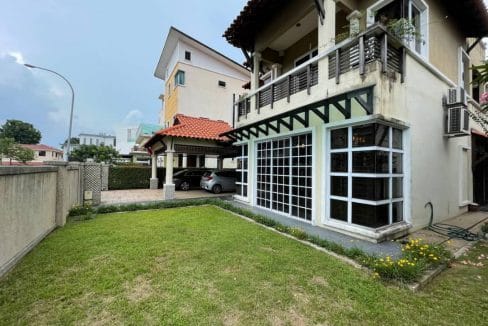 Bungalow Subang Height West