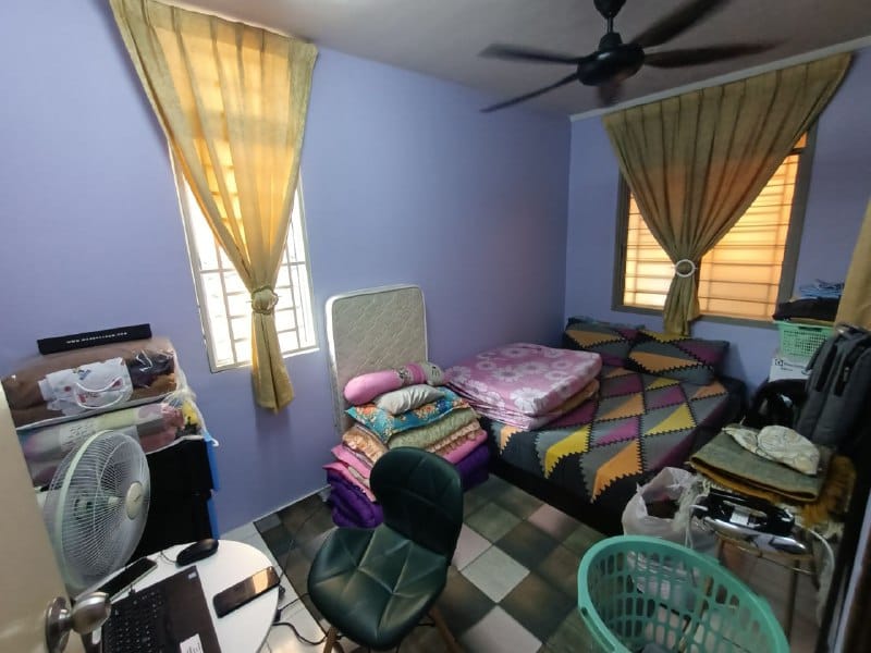 2910c569-e8c6-4693-b422-d31666a7f900