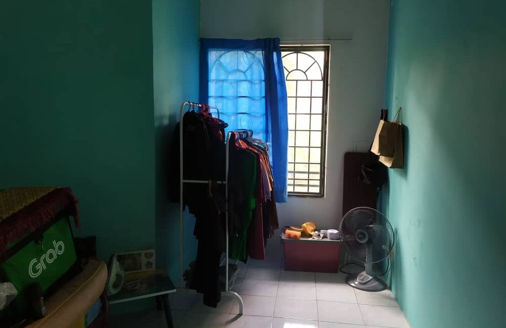 a765e096-73c3-4063-8b38-d4b9bc1505bb