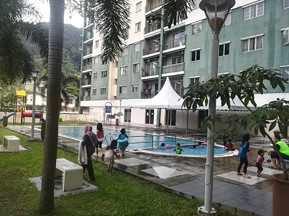 Apartment Angsana Taman Raintree Batu Caves