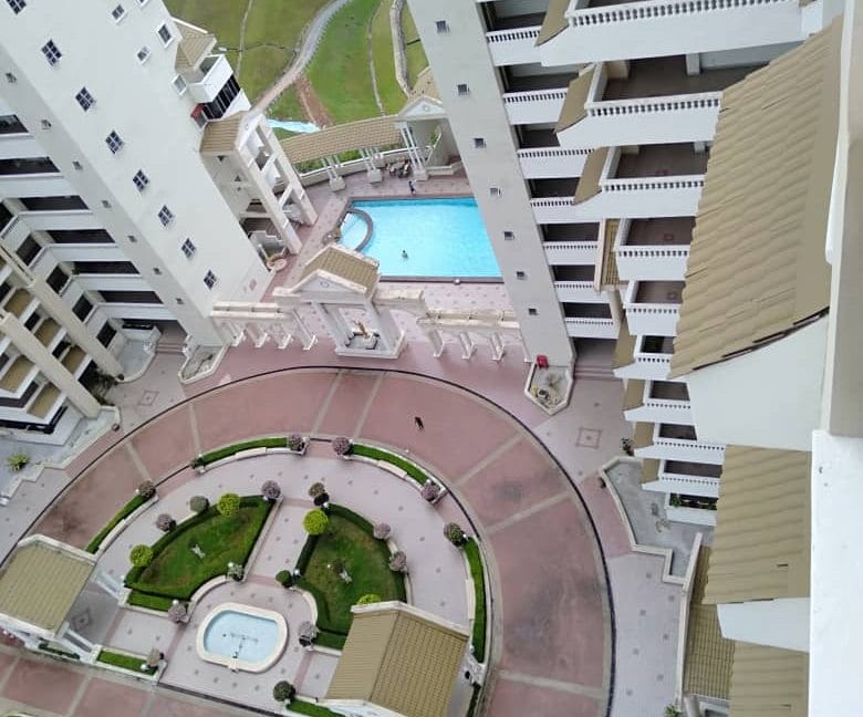 f0db2e40-6495-4a99-8d18-19861c36030e