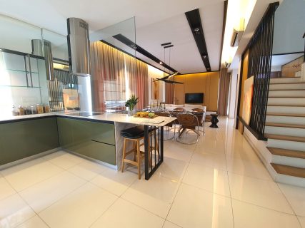 SemiD Tropicana Heights Kajang