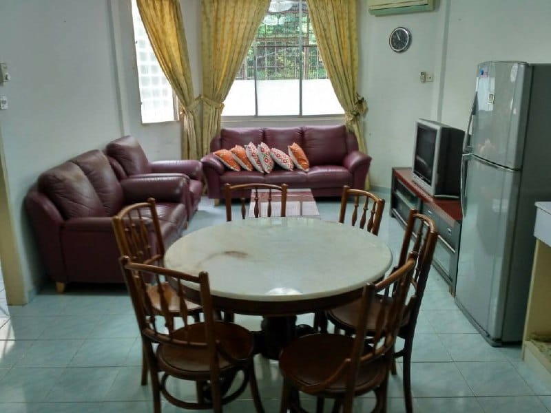 f7b35798-33b3-4cb5-84a6-0f0216928ea6