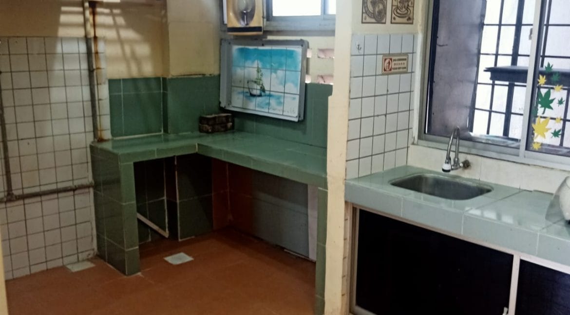 9f6069aa-ea5b-4995-a390-7e1e0197cc8a