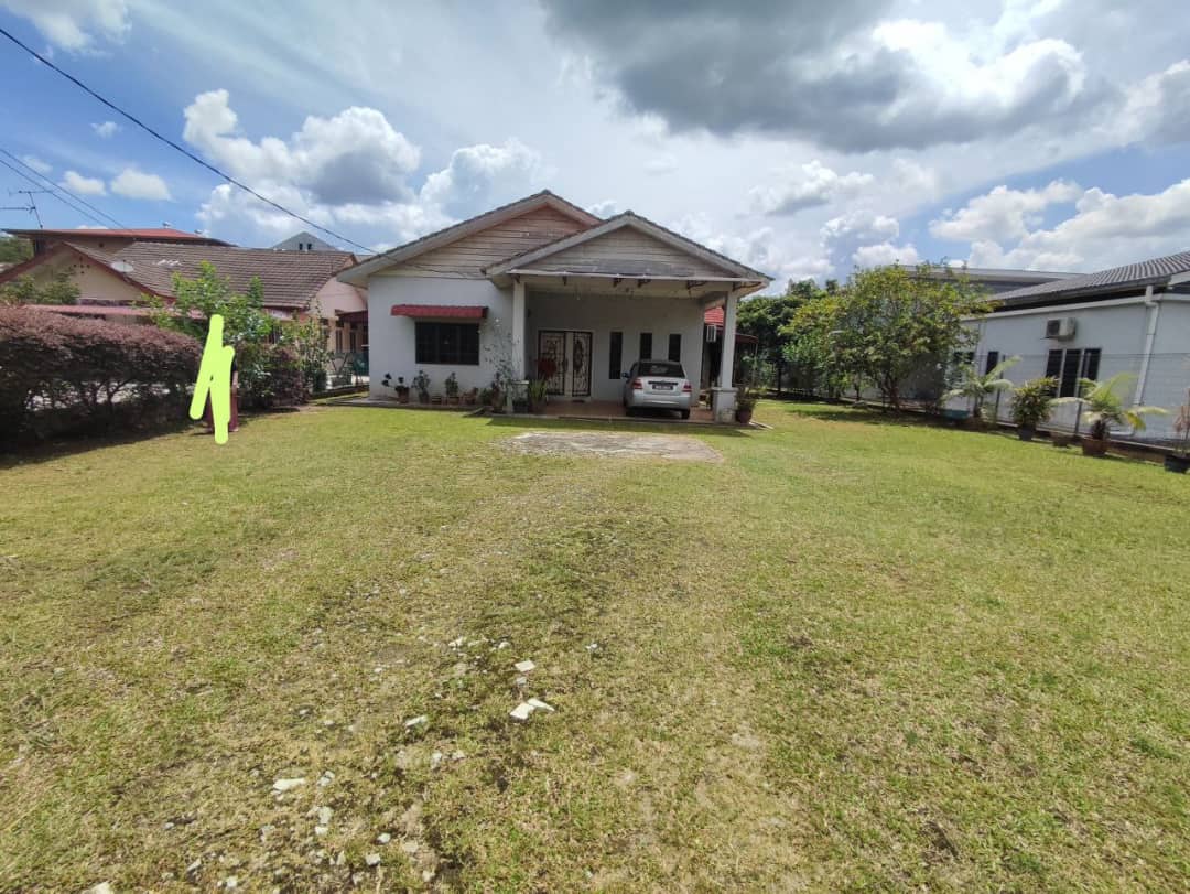 Tanah banglo Gombak Setia