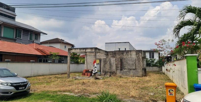 Bungalow land Desa Subang Permai