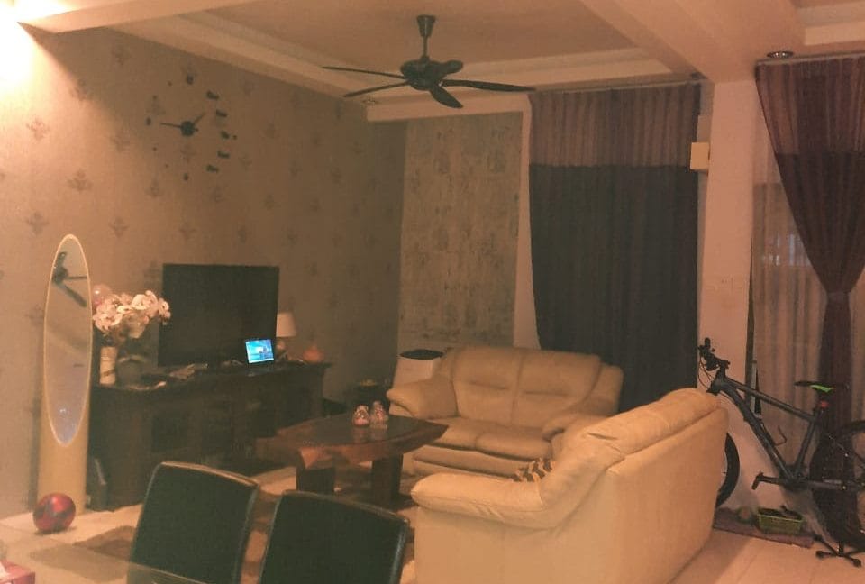 91a00e53-9f38-4cbf-b9e8-c8bdc646a2a0