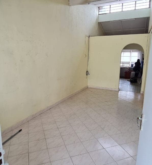 e584732f-5323-4d03-bd8f-0c2483279da7