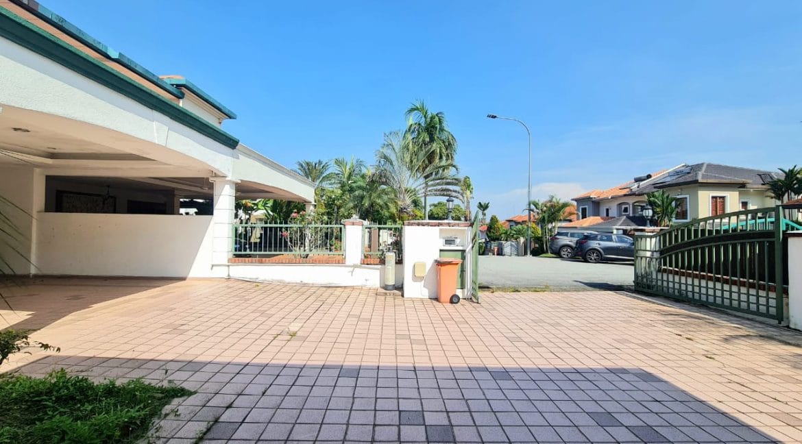 2f5e5e31-078b-45e4-8259-2b568f055d20