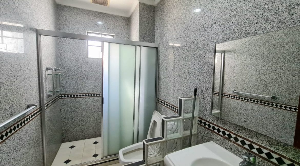 726bb4b3-17ff-45ad-905e-6dc913f8b8a8