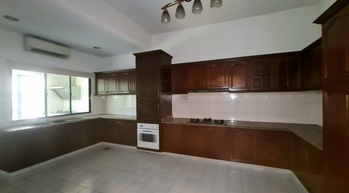 ed99f6ec-e133-4484-8197-9b31bedf4c74