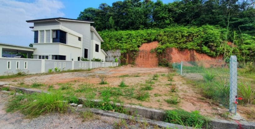 Tanah Jalan Semungkis Batu 14 Hulu Langat