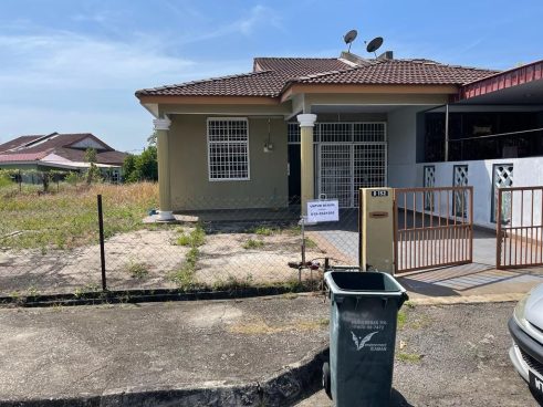 House Taman Permai Bistari