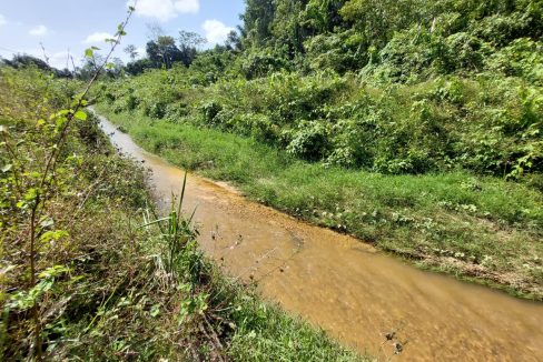 Tanah Pertanian Gemencheh
