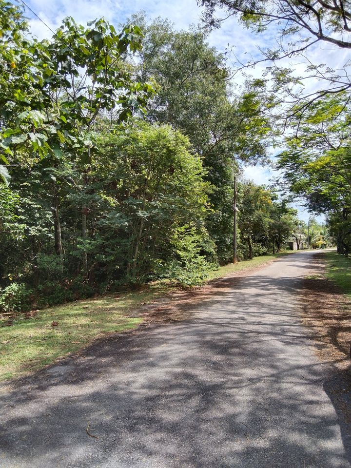 Bungalow Land Kelab Golf Bukit Beruntung Rawang