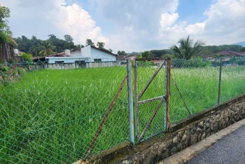 Bungalow Lot Taman Guru Melayu Senawang