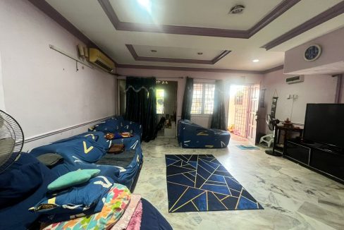 House Taman Puchong Intan Puchong