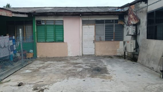 house Sungai Pelek Sepang