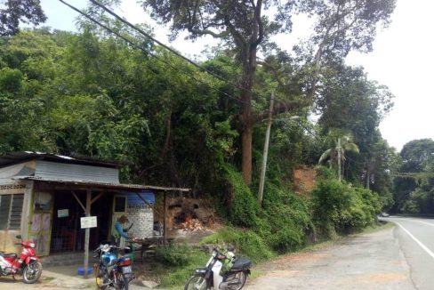 Tanah Tepi Jalan Kuala Pilah Negeri Sembilan