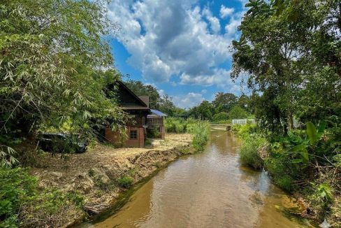 Tanah Sungai Lui Hulu Langat