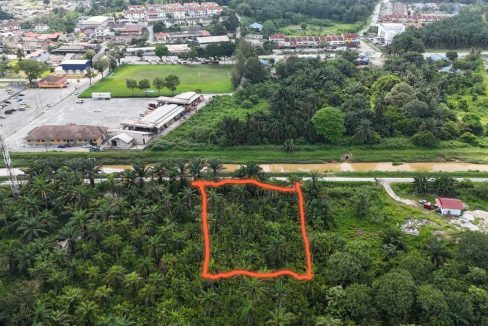 Tanah Salak Tinggi Sepang