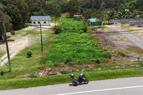 Tanah Tepi Jalan Bentong Pahang