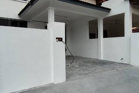House Taman Angkasanuri Melaka